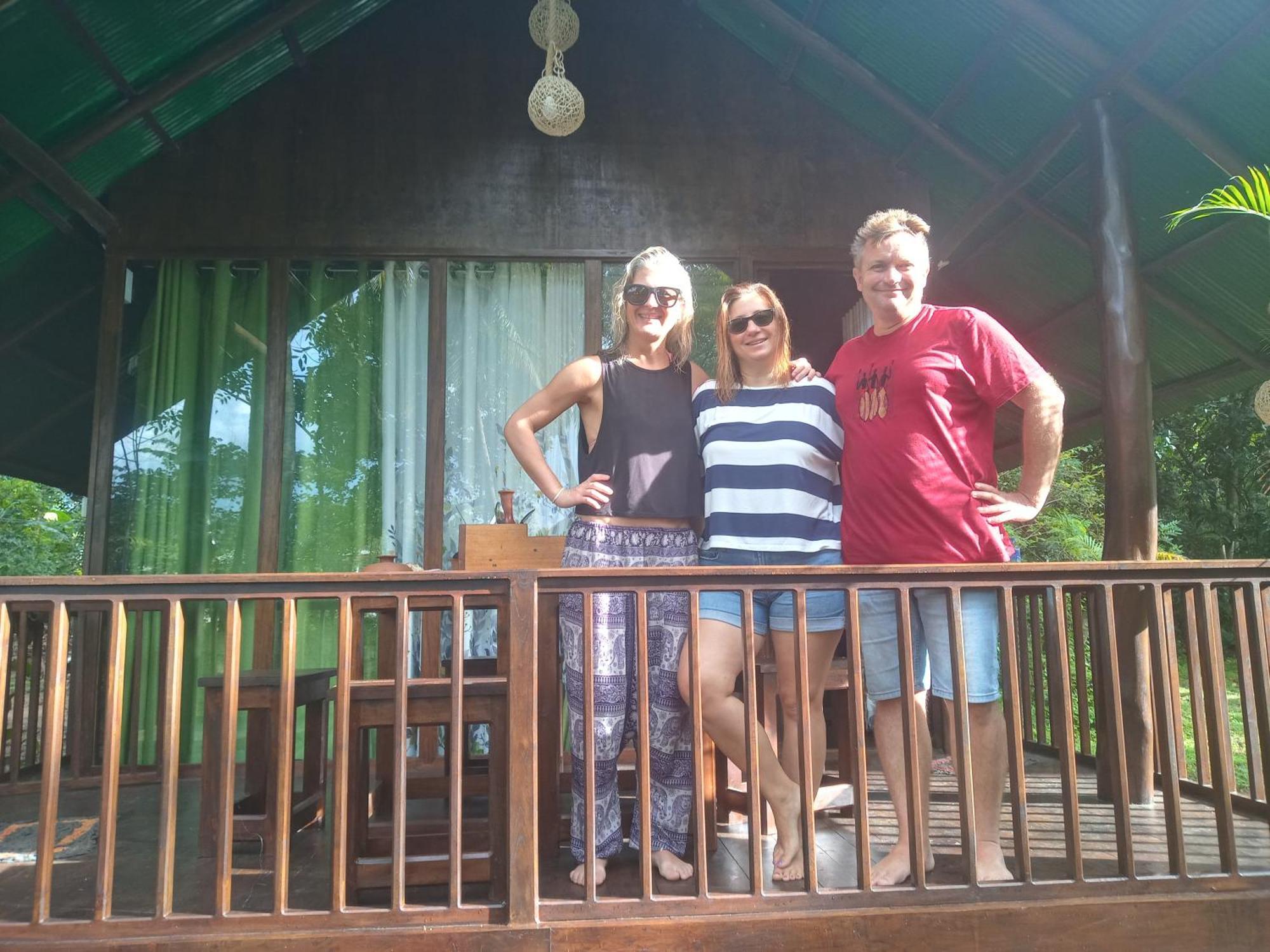 ホテル Coconut Tree House ウダワラウェ エクステリア 写真